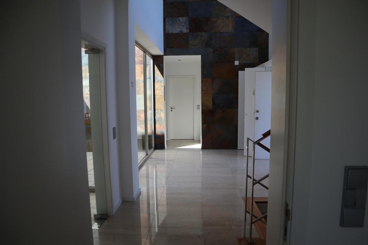 Villa Dos Salgados, 5Bdr, Beach Front, Near Salgados Golf Club Guia  Exteriér fotografie